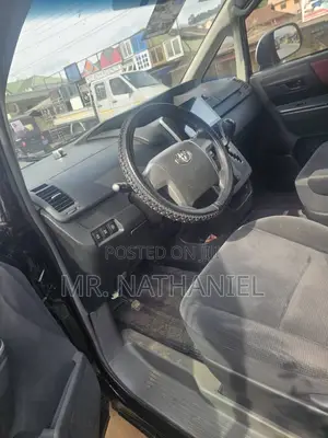 Toyota Voxy 2013 Black