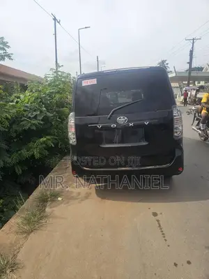 Toyota Voxy 2013 Black