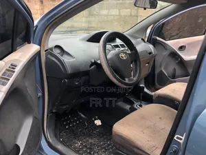 Toyota Vitz 2012 Blue