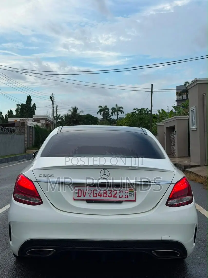 Mercedes-Benz C300 2017 White