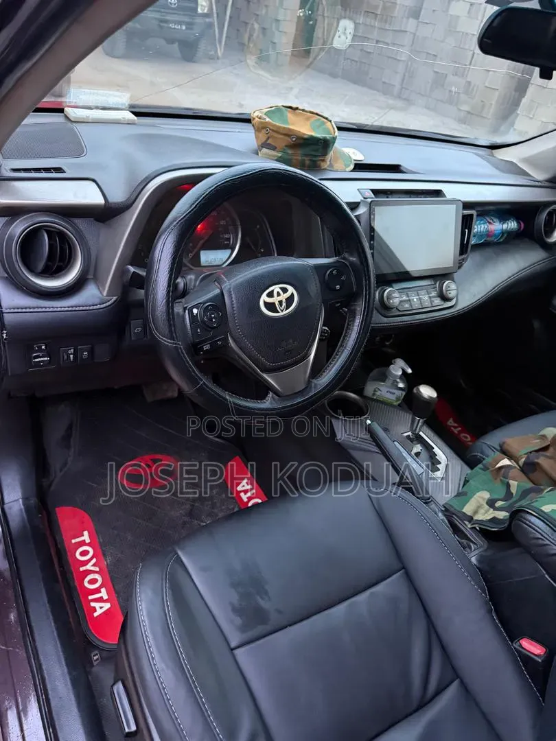 Toyota RAV4 2013