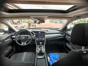 Honda Civic 2016 White