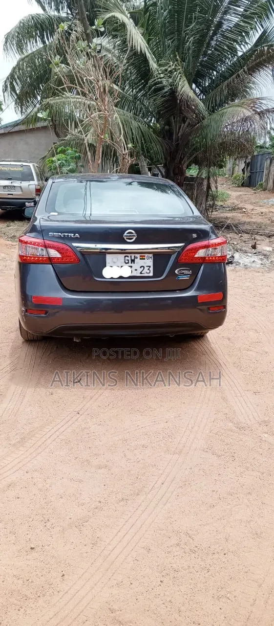 Nissan Sentra 2015 Black