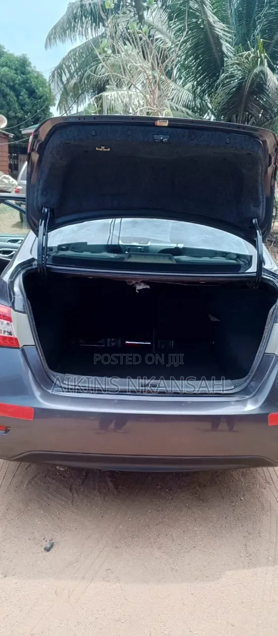 Nissan Sentra 2015 Black