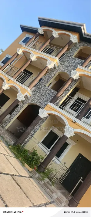 2bdrm Apartment in Ablekuma Oduma, Manhean for rent