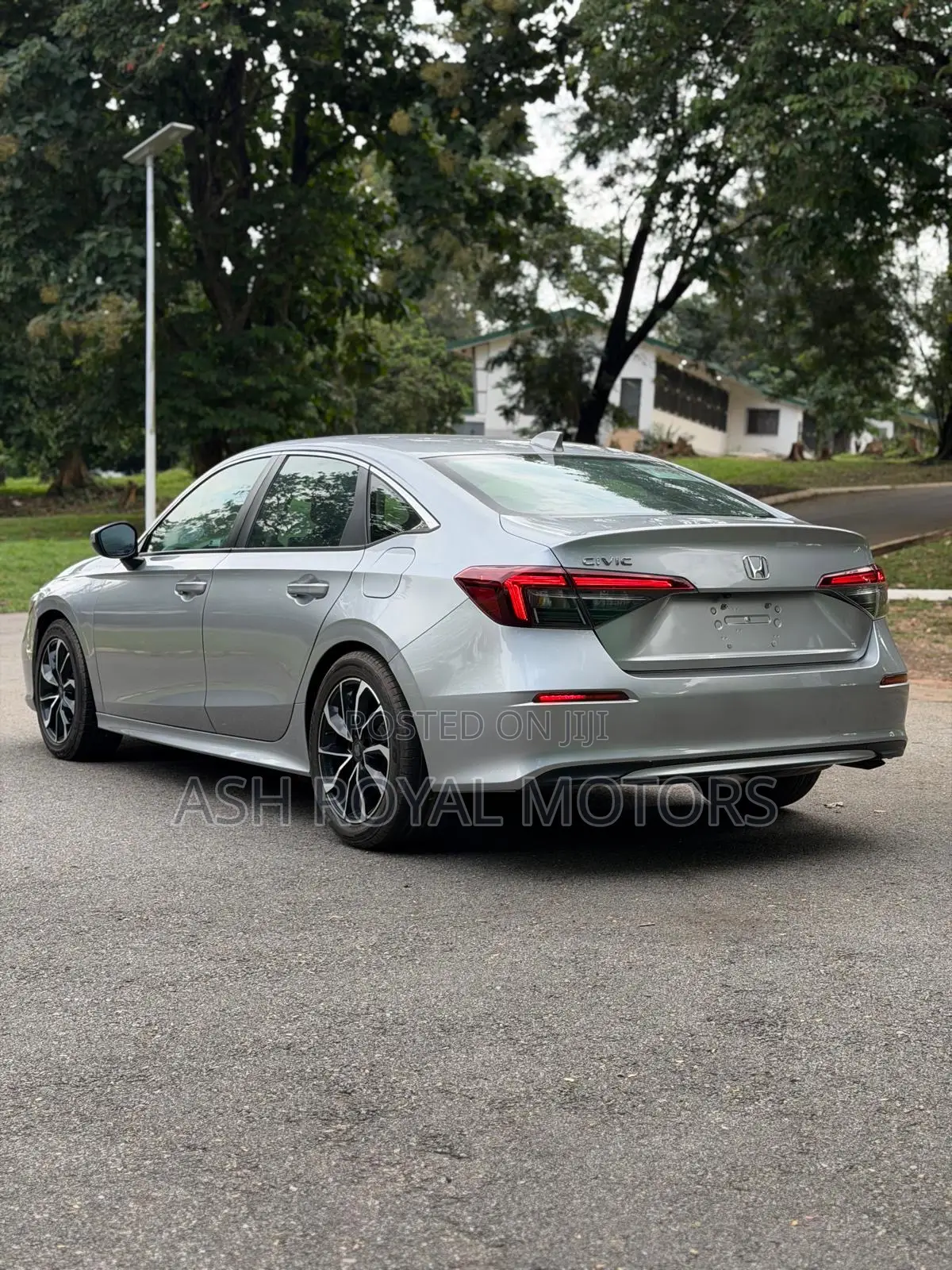 Honda Civic LX CVT 2025 Silver