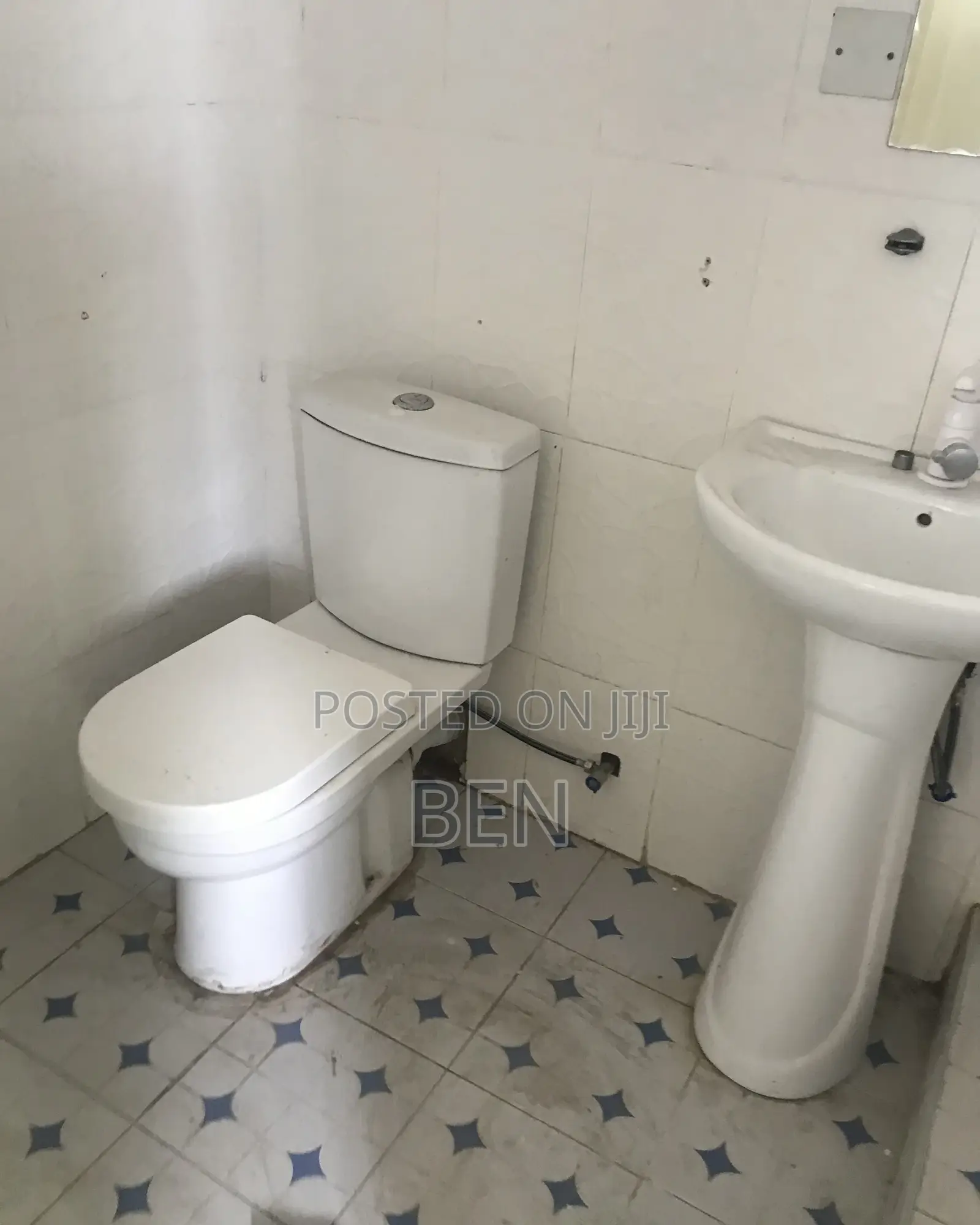 1bdrm Apartment in Achimota Azuma Area, Mile 7 for rent