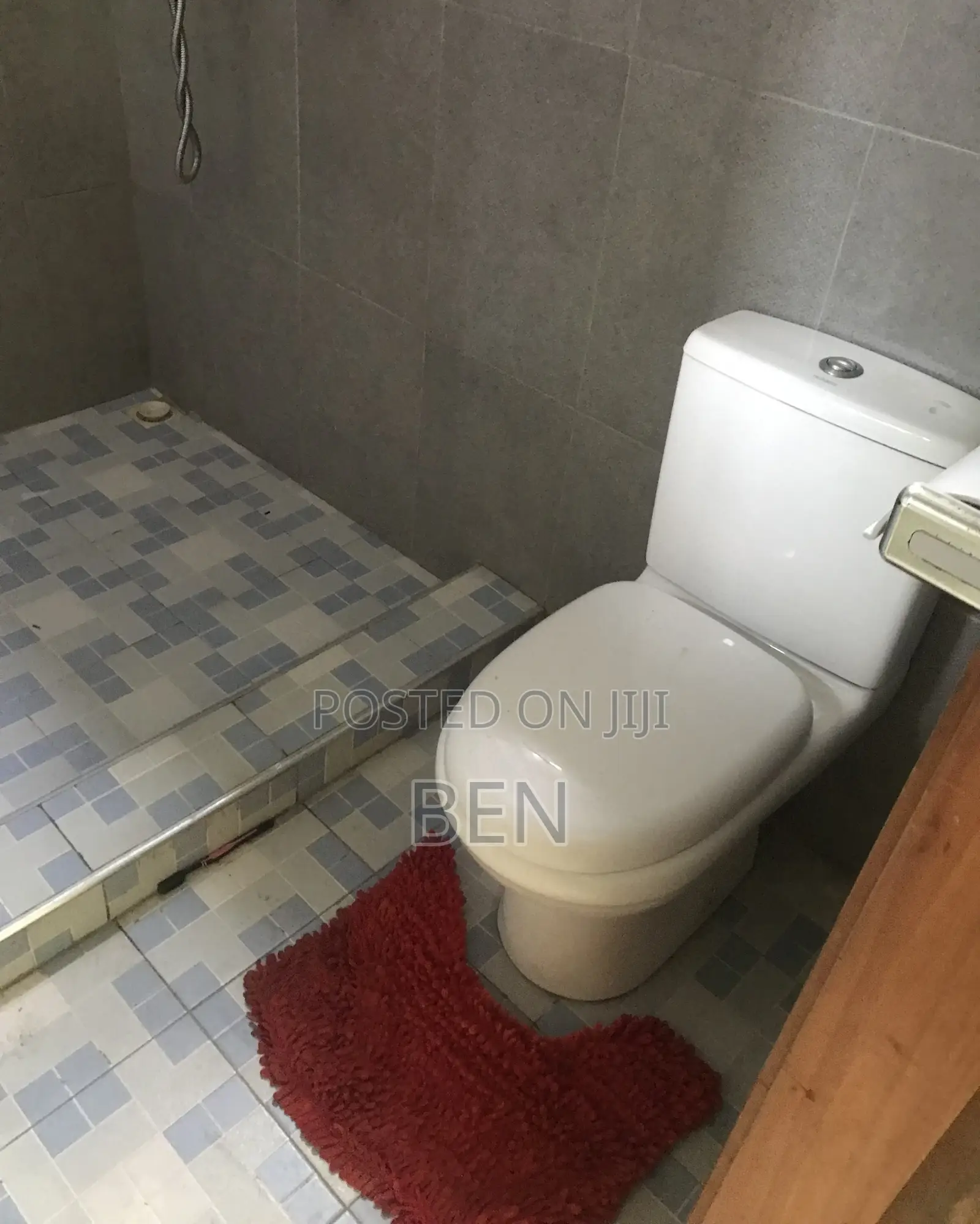 3bdrm Apartment in New Achimota Azuma, Mile 7 for rent