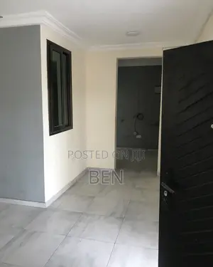 3bdrm Apartment in New Achimota Azuma, Mile 7 for rent
