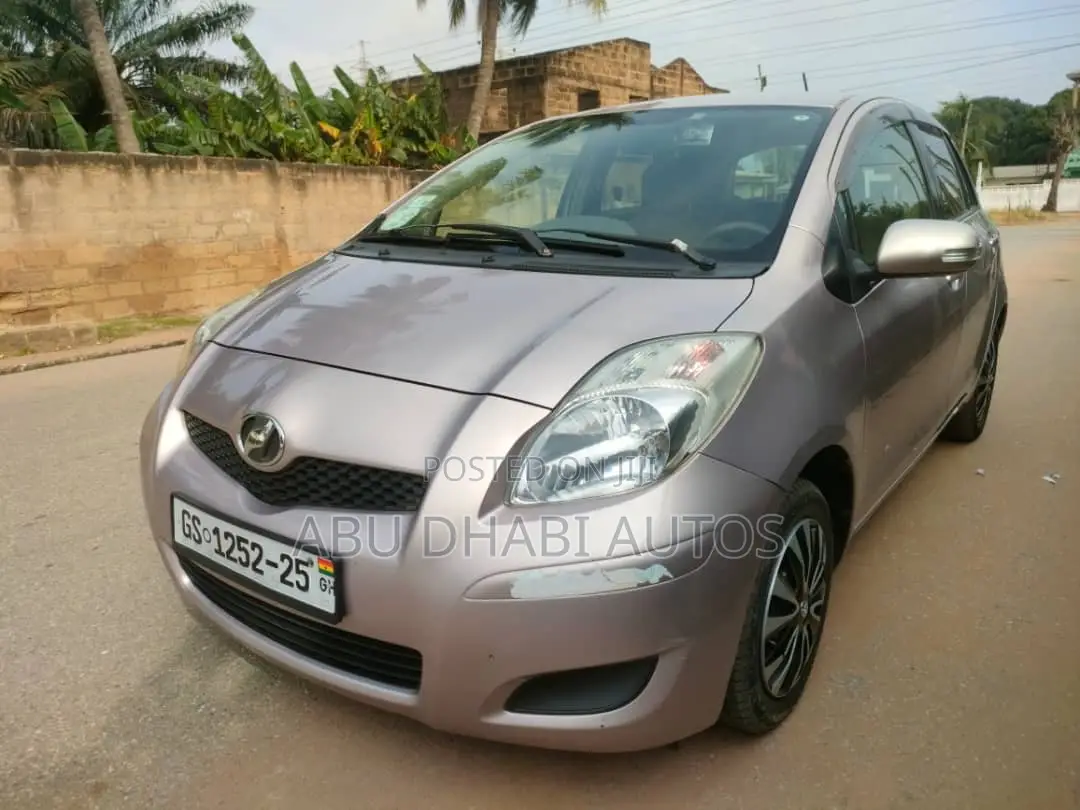 Toyota Vitz 1.3 AWD 3dr 2010