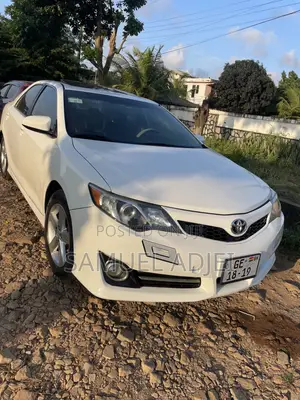 Toyota Camry 2014 White