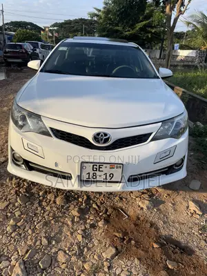 Toyota Camry 2014 White