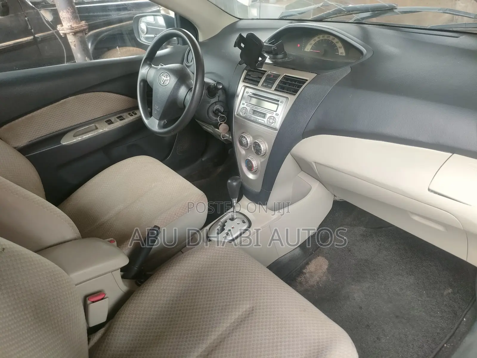 Toyota Belta 2010 Gray