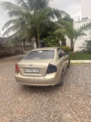 Kia Spectra 2.0 2008 Gold