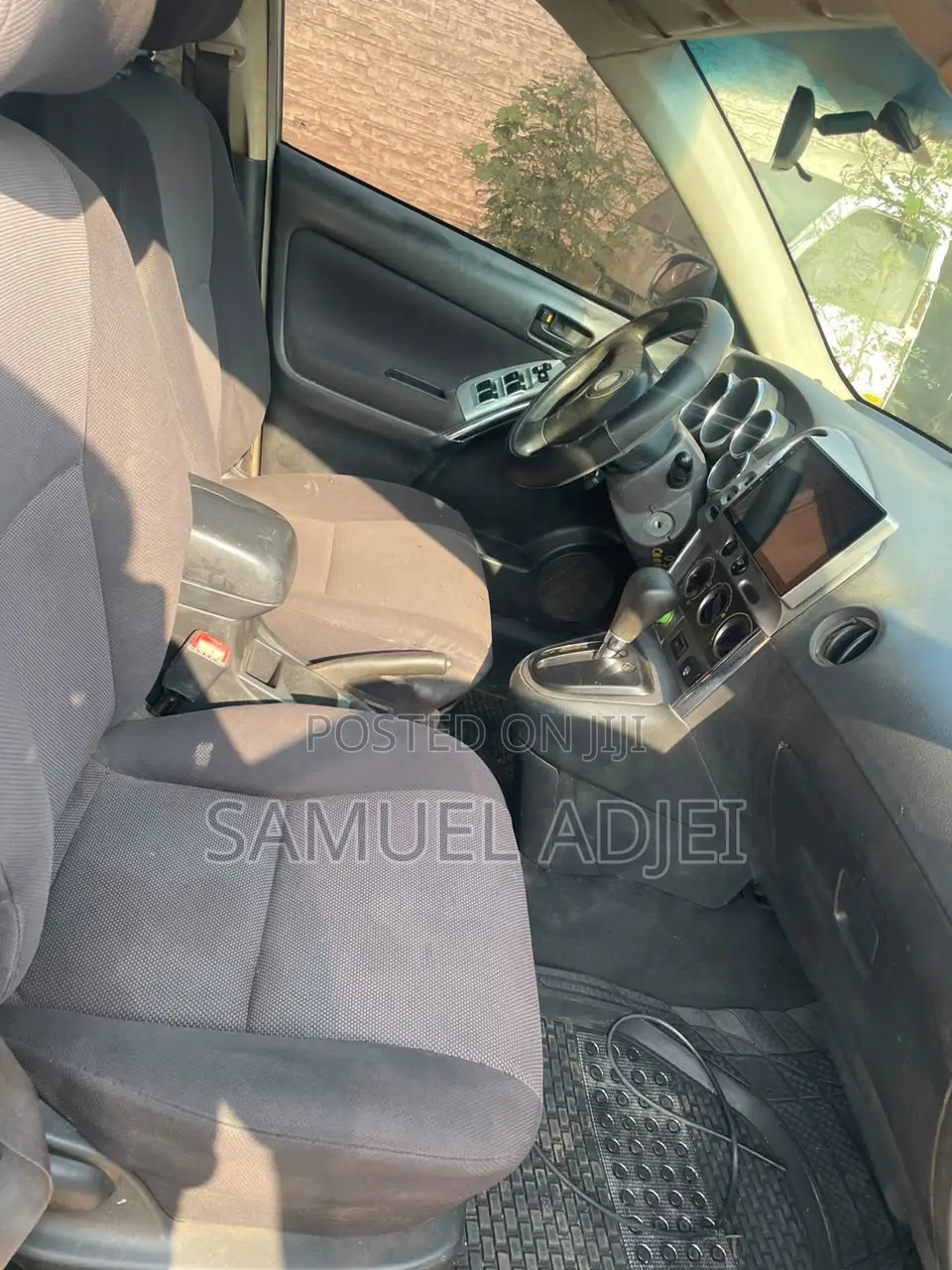 Pontiac Vibe 2009 Silver