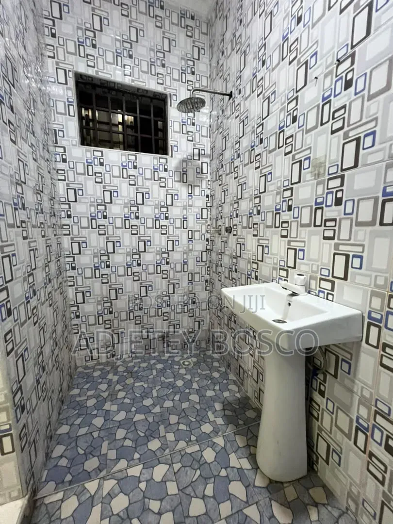 1bdrm Apartment in Tse Add, Tseaddo for rent