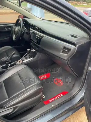 Toyota Corolla 2016 Gray