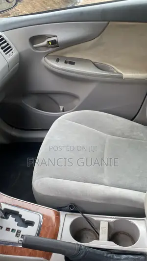 Toyota Corolla 2010 Blue