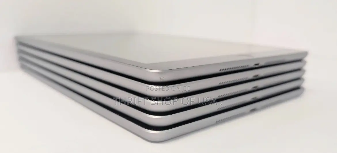 Apple iPad 9.7 128 GB Gray