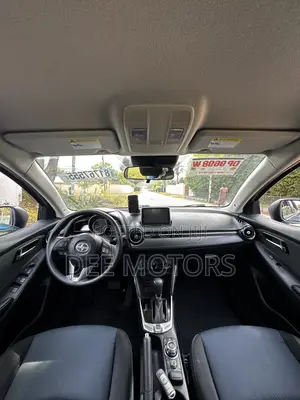 Toyota Yaris iA 1.5 FWD 2016 Blue