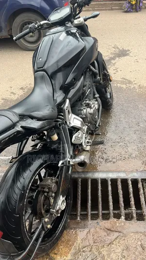 New Yamaha FZ 2013 Black