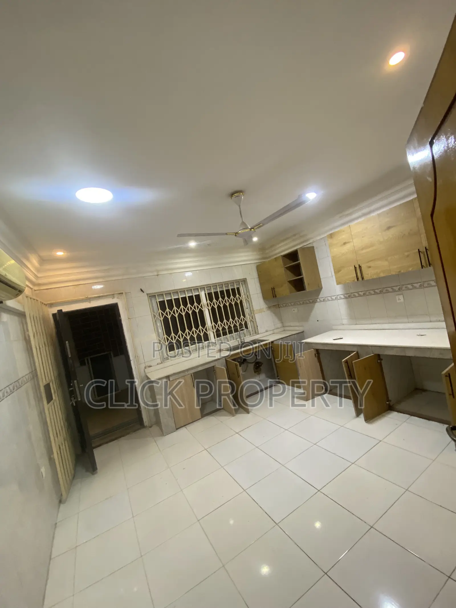 3bdrm House in East Legon for rent