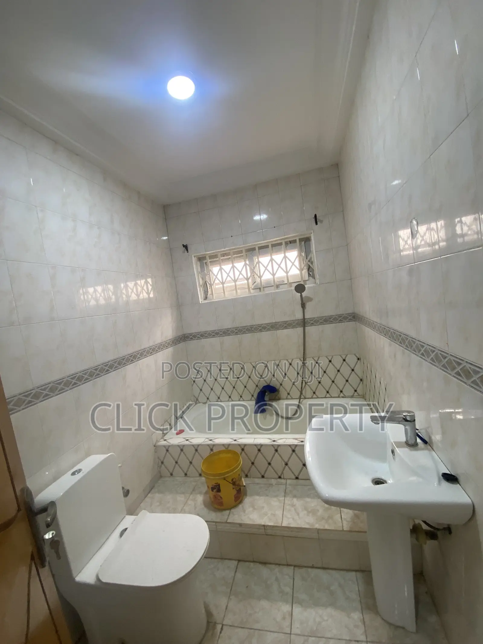 3bdrm House in East Legon for rent