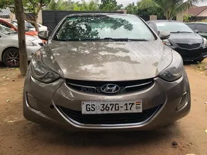 Hyundai Elantra 2013 Brown