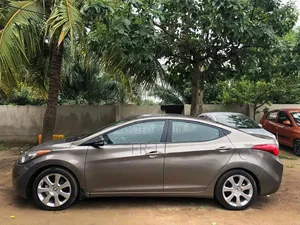 Hyundai Elantra 2013 Brown