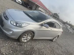 Hyundai Accent SE Sedan 2017 Gray