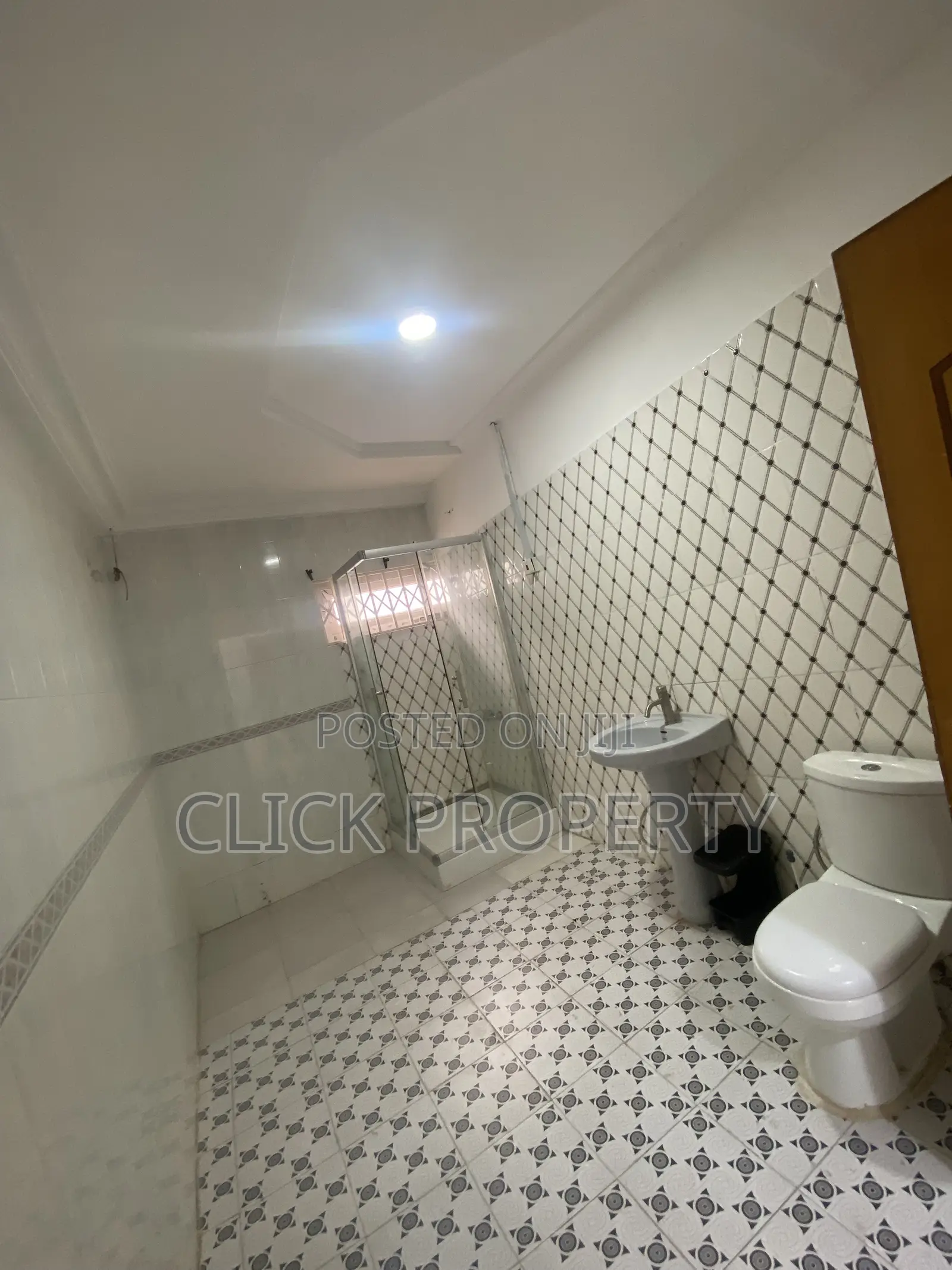 3bdrm House in East Legon for rent