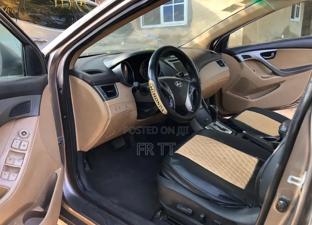 Hyundai Elantra 2013 Brown