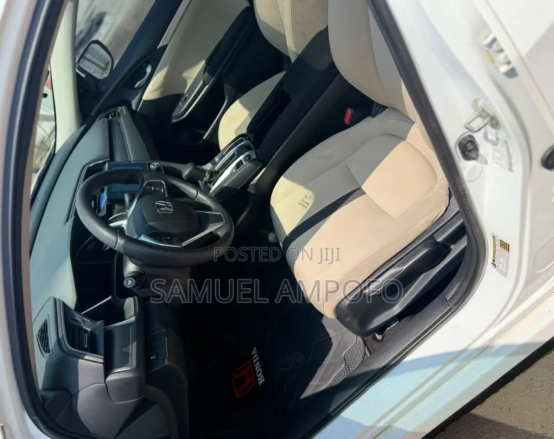 Honda Civic EX Sedan 2018 White