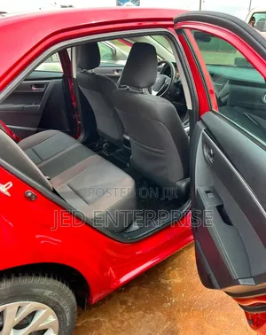 Toyota Corolla 2018 Red