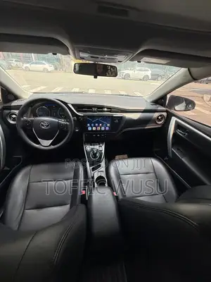 Toyota Corolla 2024 White