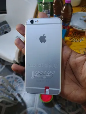 Apple iPhone 6 64 GB Silver