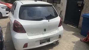 Toyota Vitz 2007 White