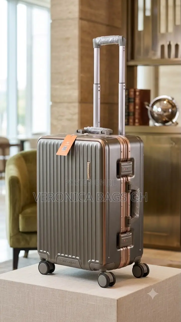 Zippers Luxurious Trolley Hand Luggage 20 Inches