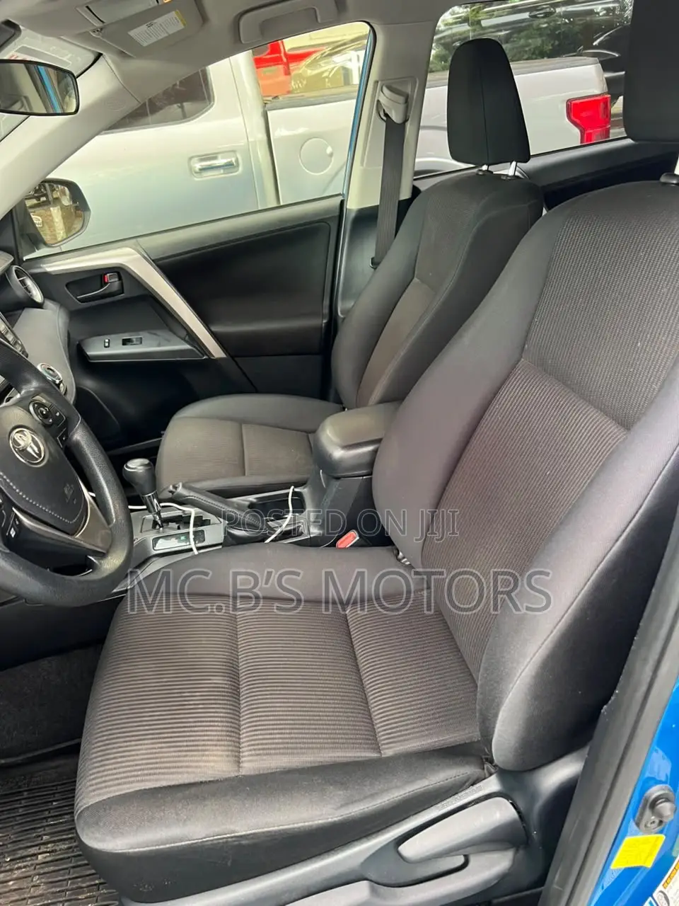 Toyota RAV4 2018 Blue