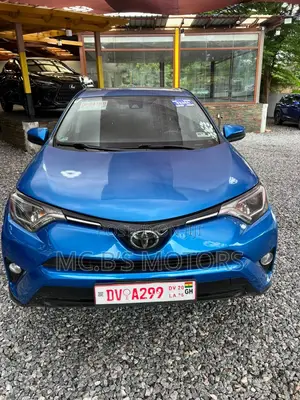 Toyota RAV4 2018 Blue