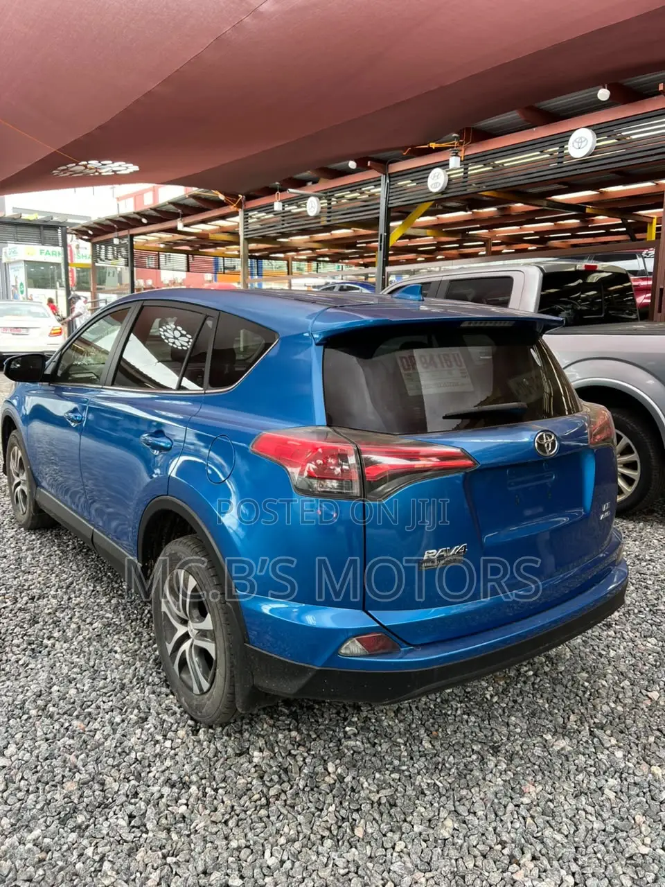 Toyota RAV4 2018 Blue