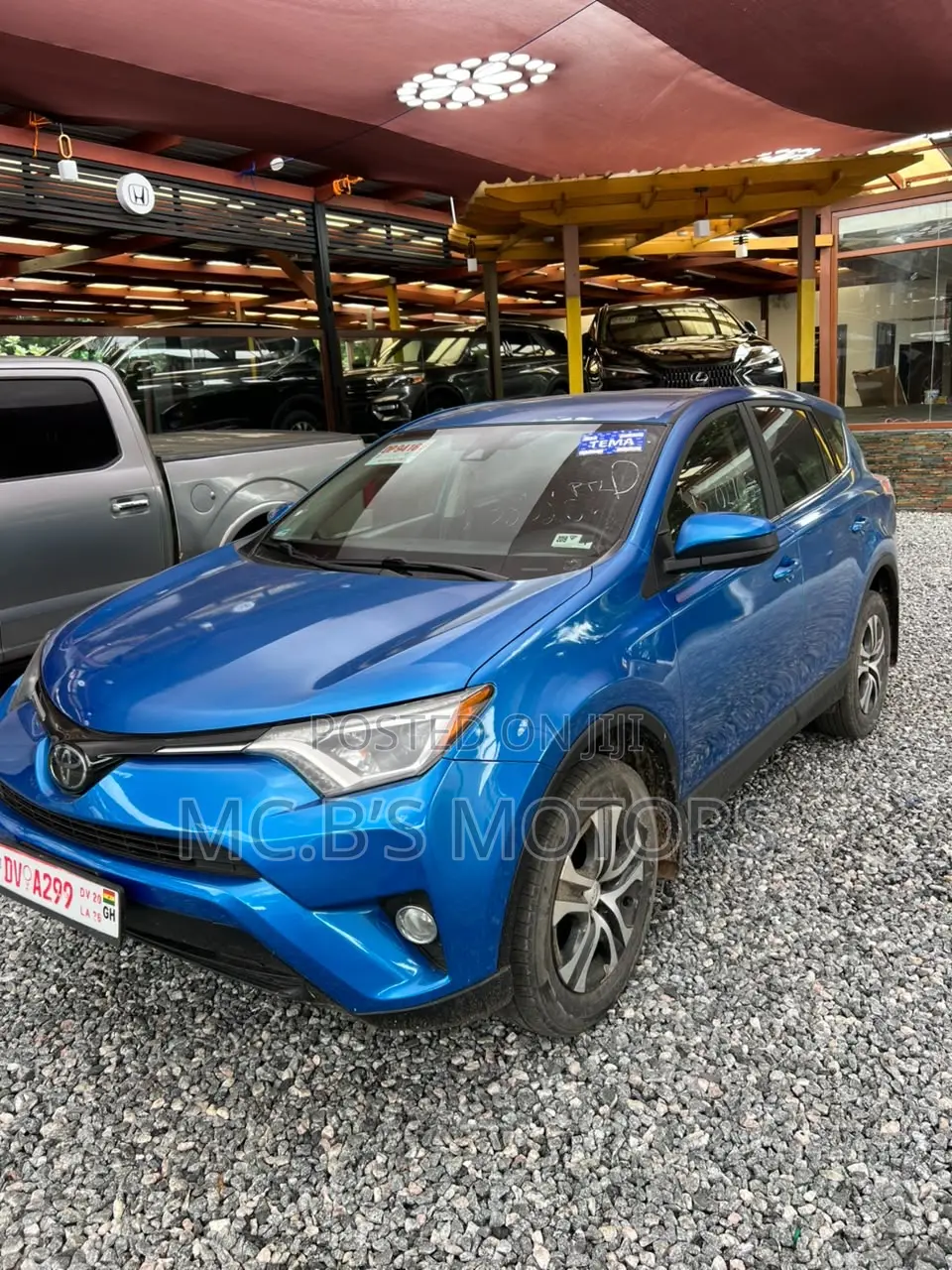 Toyota RAV4 2018 Blue