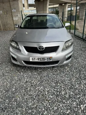 Toyota Corolla 2010 Silver