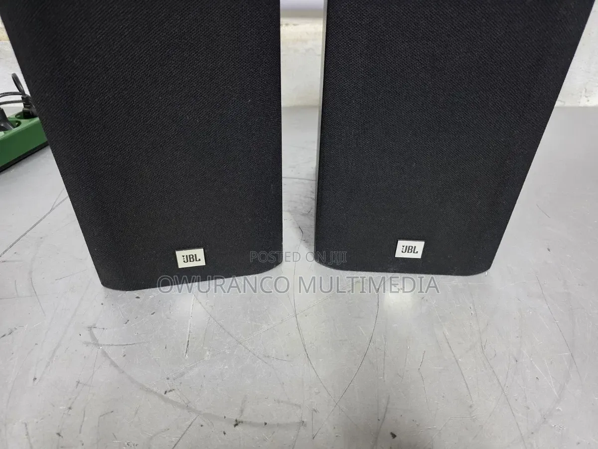 JBL TLX 111 Bookshelf Champion: Studio Cabinet Deep Bass Punch