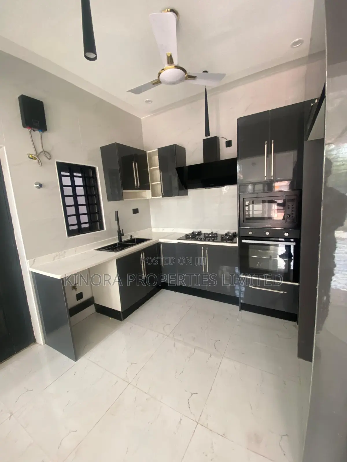 4bdrm Duplex in Spintex for rent