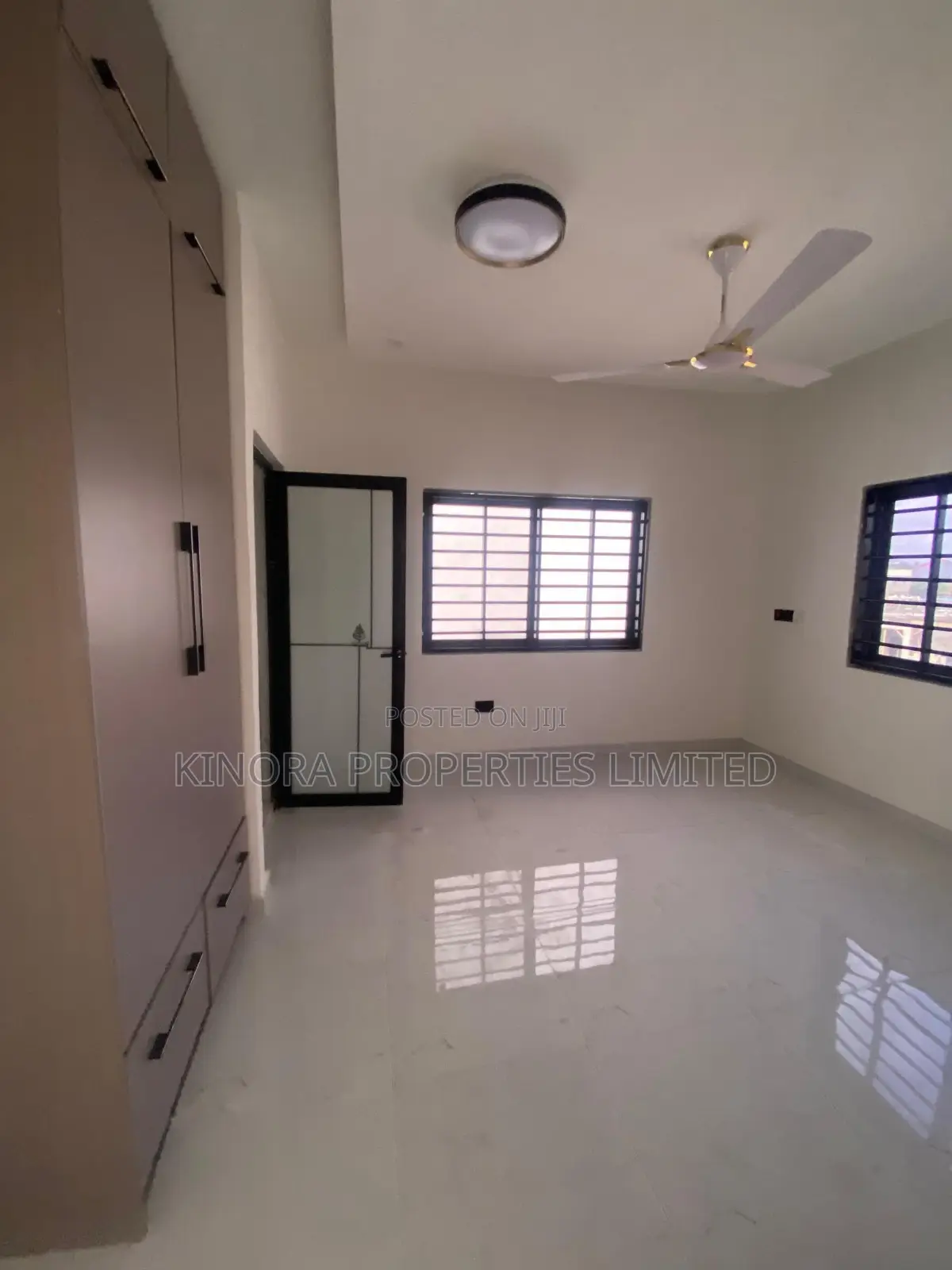 4bdrm Duplex in Spintex for rent