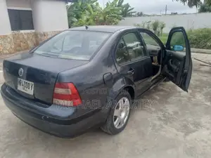 Volkswagen Jetta 2005 Blue
