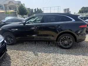 Jaguar F-Pace 30t R-Sport AWD 2018 Black