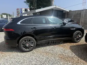 Jaguar F-Pace 30t R-Sport AWD 2018 Black