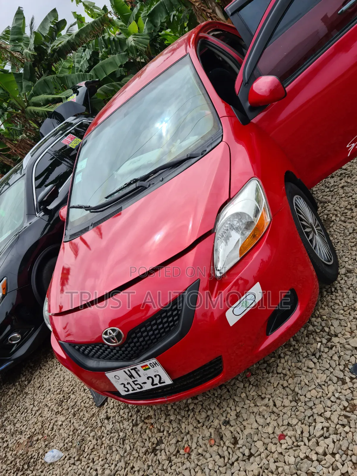 Toyota Yaris 2010 Red